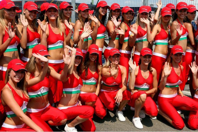 Девушки Formula 1 (Фото)
