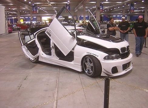 BMW M3 (9 )