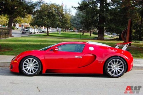 Bugatti Veyron - король суперкаров!