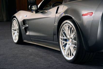 Corvette ZR1 2009 in the GM Design Center (25 )