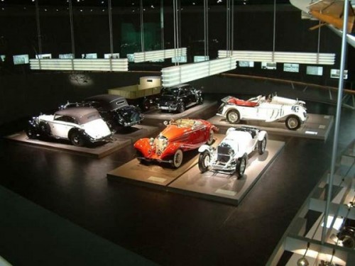 Музей Mercedes-Benz 