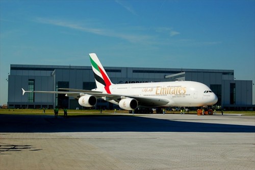  Airbus A380    Emirates