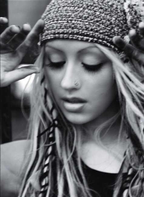   (Christina Aguilera).   