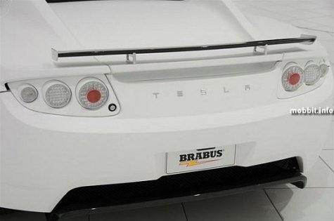 BRABUS Tesla Roadster – первый тюнингованный электрокар