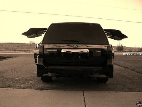 Ford Expedition FLEX Expedition   "Car Wars"