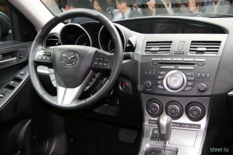   Mazda3    -