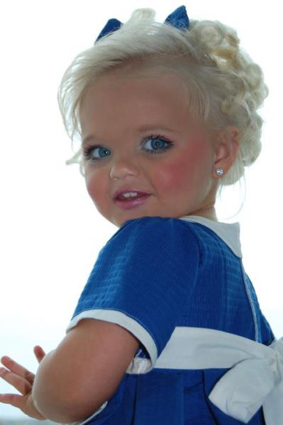 Ira Brown - девочка -кукла